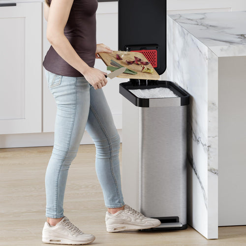 13.2 Gallon Kitchen Trash Can with Odor Filter S6264
